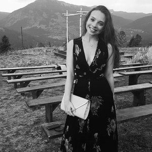 Meet your Posher, Natalie